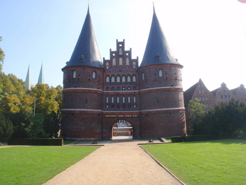 all that remains of the L&uuml;beck outer city wall.